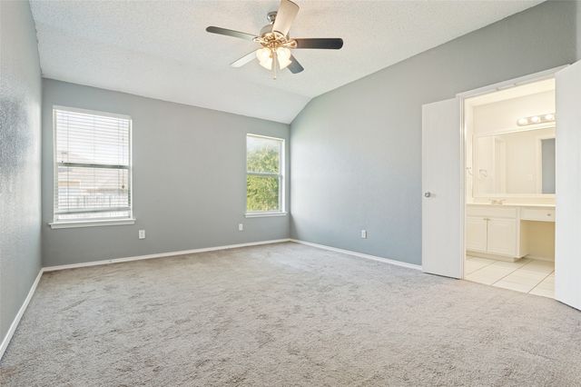 330 Mesquite Hill Drive, Arlington, TX 76002