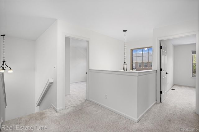 7382 Gateway Drive, West Bloomfield Charter Township, MI 48322