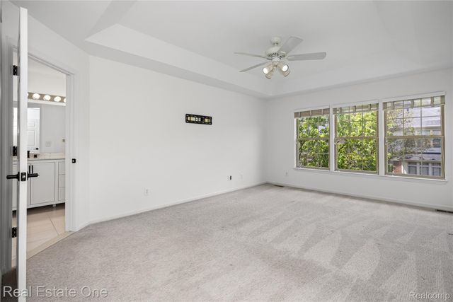 7382 Gateway Drive, West Bloomfield Charter Township, MI 48322