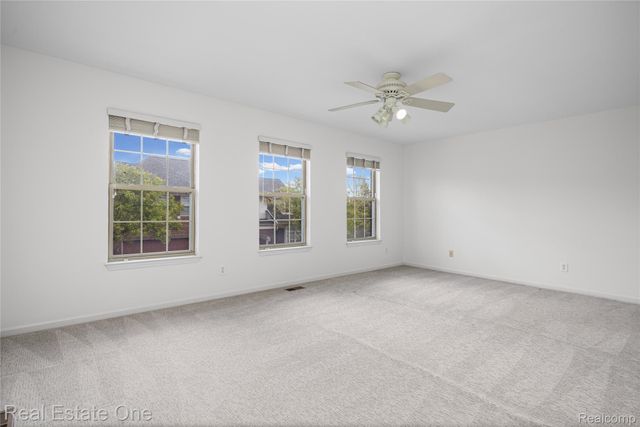 7382 Gateway Drive, West Bloomfield Charter Township, MI 48322