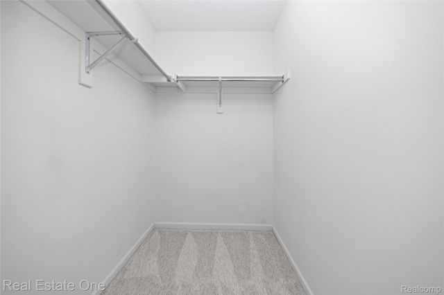 7382 Gateway Drive, West Bloomfield Charter Township, MI 48322