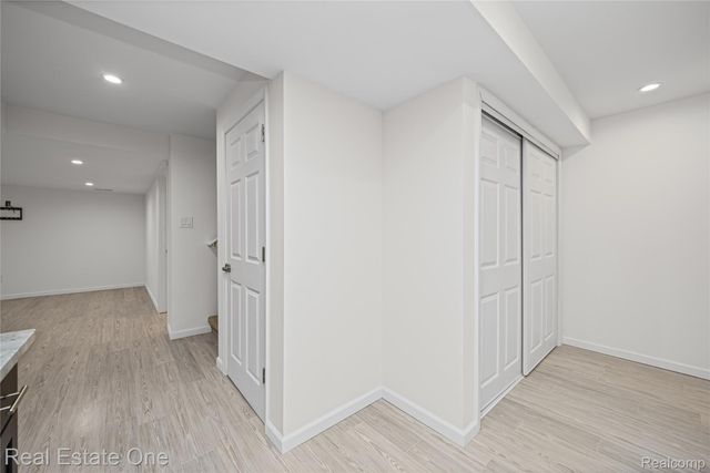 7382 Gateway Drive, West Bloomfield Charter Township, MI 48322