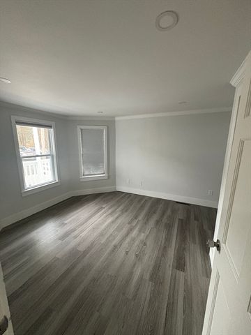 23 Griggs Street 1, Dracut, MA 01826