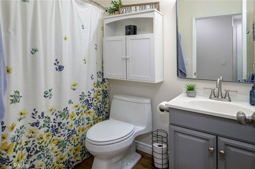 Image 21 of property listing at 1546 TILSON Circle, Corona, CA 92882