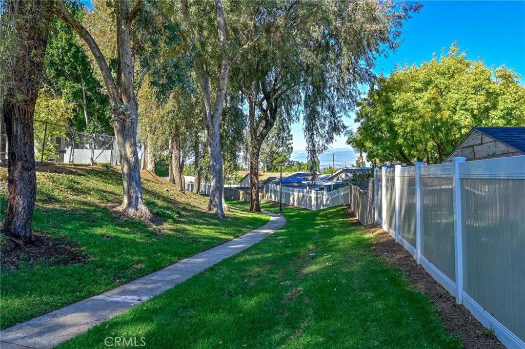 Image 30 of property listing at 1546 TILSON Circle, Corona, CA 92882