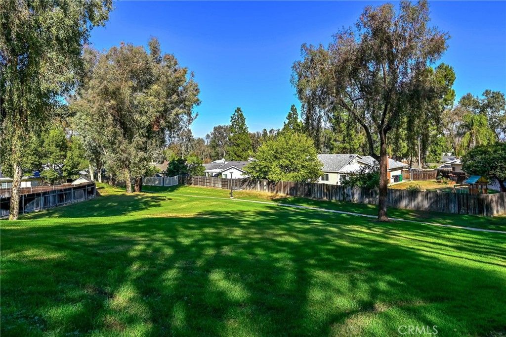 Image 33 of property listing at 1546 TILSON Circle, Corona, CA 92882