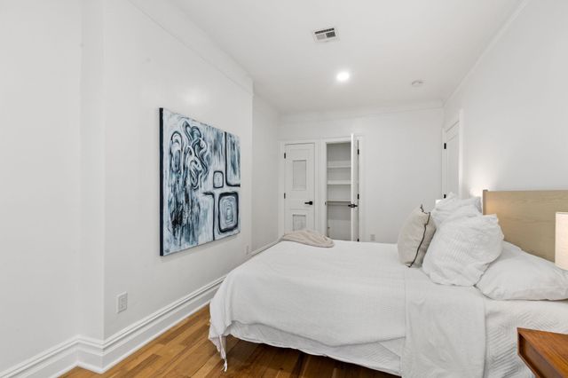 52 BRINKERHOFF ST, Jc, Bergen-lafayett, NJ 07304