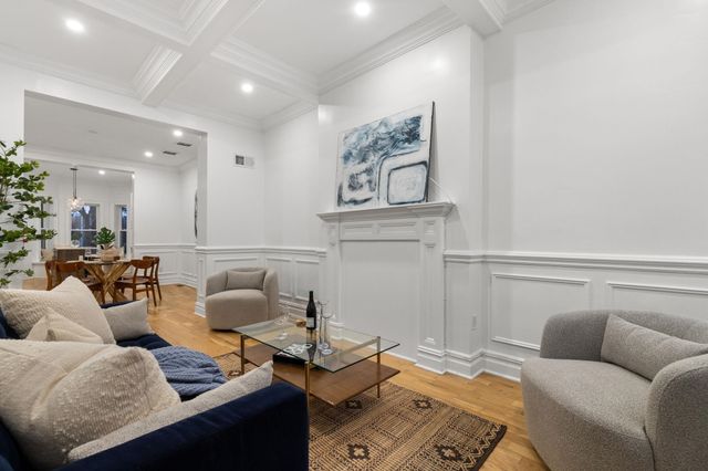 52 BRINKERHOFF ST, Jc, Bergen-lafayett, NJ 07304