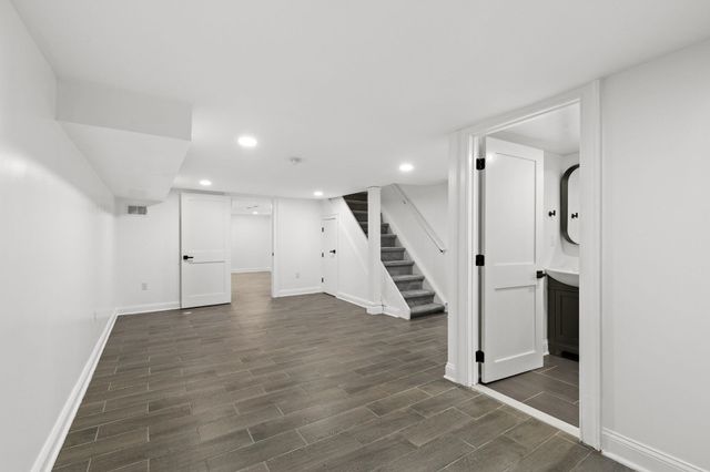 52 BRINKERHOFF ST, Jc, Bergen-lafayett, NJ 07304