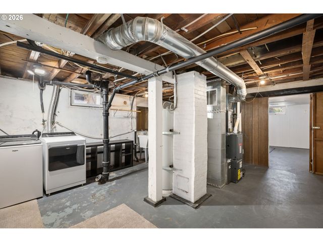 701 N TERRY St, Portland, OR 97217