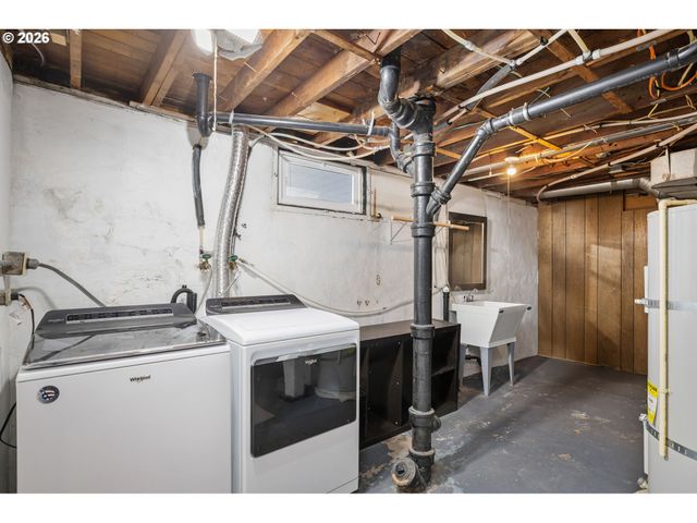 701 N TERRY St, Portland, OR 97217