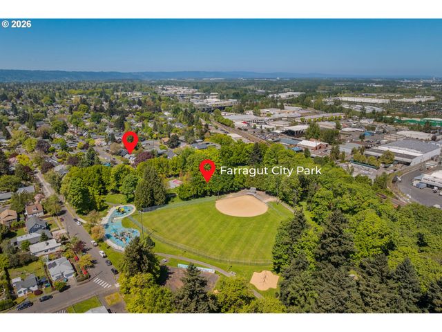 701 N TERRY St, Portland, OR 97217