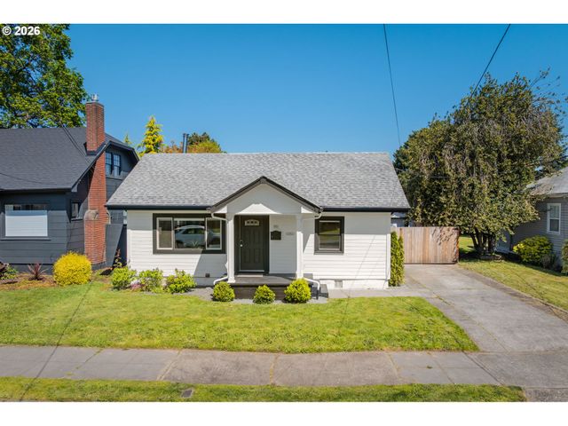 701 N TERRY St, Portland, OR 97217
