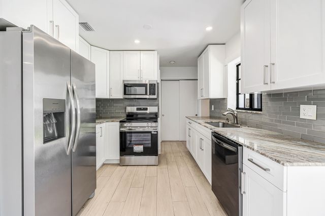 101 NE 57th Court, Fort Lauderdale, FL 33334