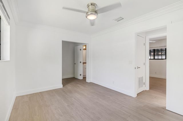 101 NE 57th Court, Fort Lauderdale, FL 33334