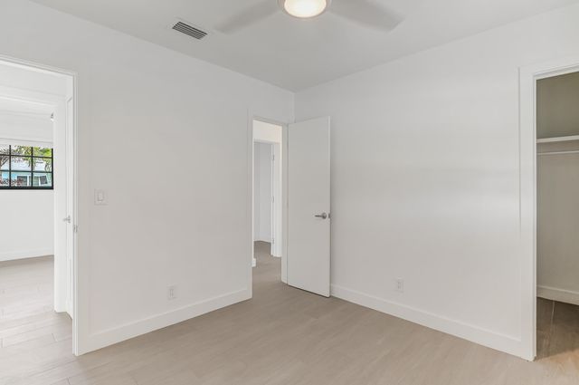 101 NE 57th Court, Fort Lauderdale, FL 33334