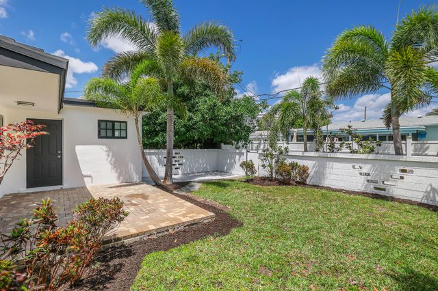101 NE 57th Court, Fort Lauderdale, FL 33334