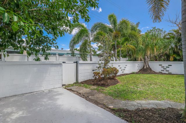 101 NE 57th Court, Fort Lauderdale, FL 33334