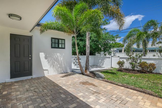 101 NE 57th Court, Fort Lauderdale, FL 33334
