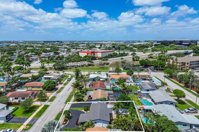 101 NE 57th Court, Fort Lauderdale, FL 33334