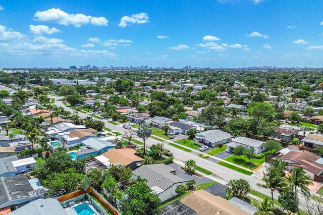 101 NE 57th Court, Fort Lauderdale, FL 33334