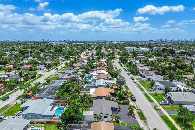 101 NE 57th Court, Fort Lauderdale, FL 33334
