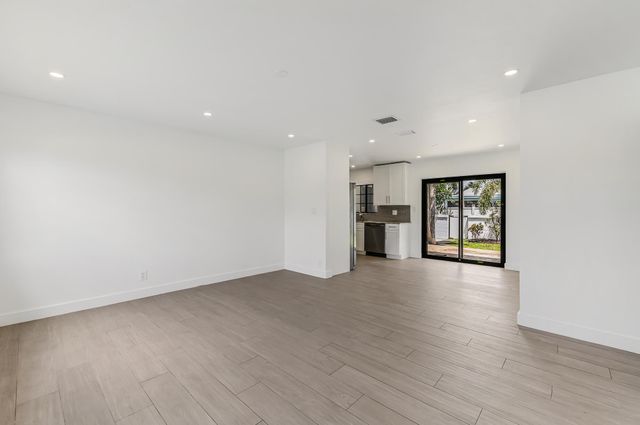 101 NE 57th Court, Fort Lauderdale, FL 33334