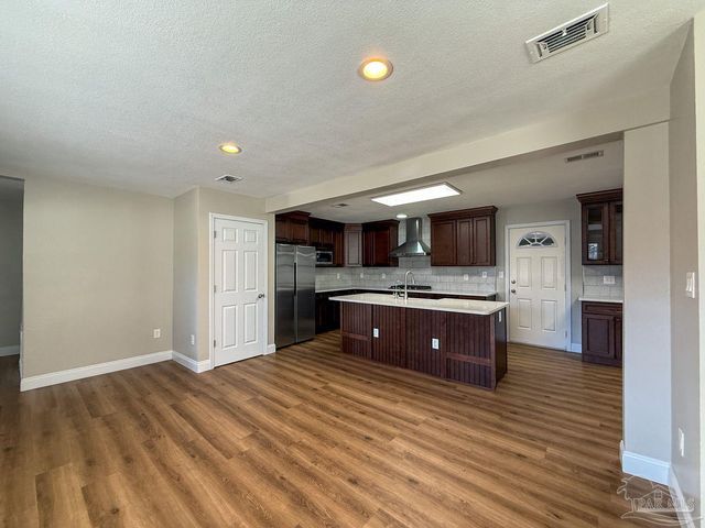 500 N 77th Ave, Pensacola, FL 32506