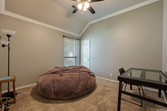 8623 El Pueblo Peak, Helotes, TX 78023