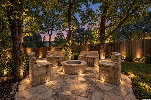 8623 El Pueblo Peak, Helotes, TX 78023