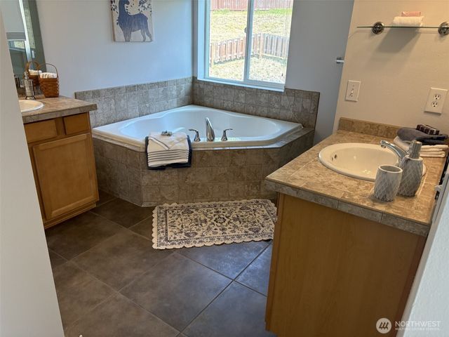 8733 26th Place NE, Lake Stevens, WA 98258