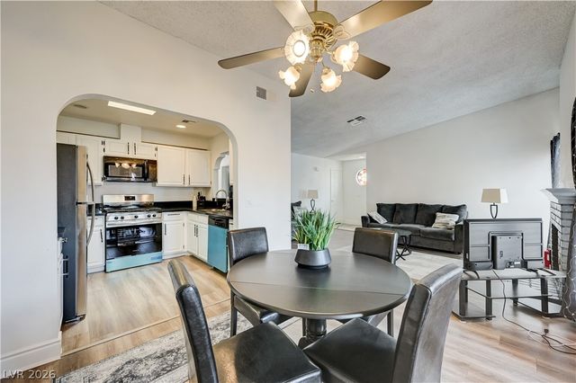 1751 East Reno Avenue 228, Las Vegas, NV 89119
