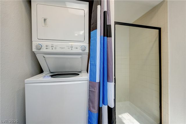 1751 East Reno Avenue 228, Las Vegas, NV 89119