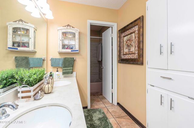 103 Oak Glen Drive, Lafayette, LA 70503