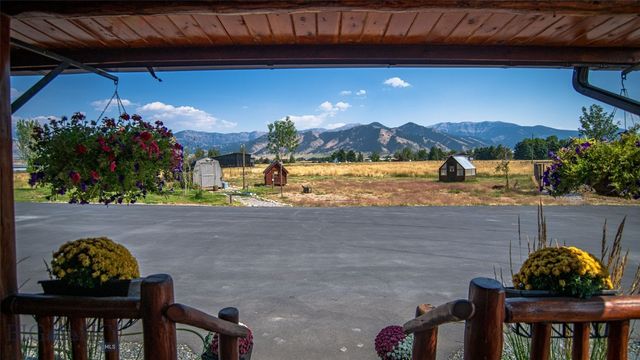 7550 Springhill Road, Belgrade, MT 59714