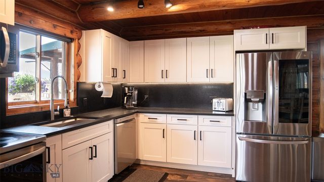 7550 Springhill Road, Belgrade, MT 59714