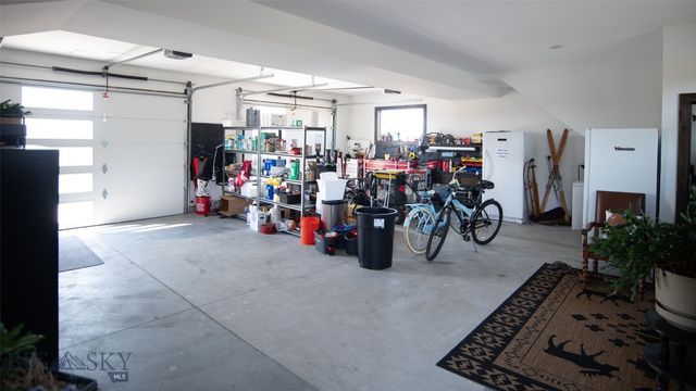 7550 Springhill Road, Belgrade, MT 59714