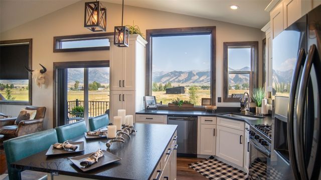 7550 Springhill Road, Belgrade, MT 59714