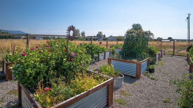 7550 Springhill Road, Belgrade, MT 59714