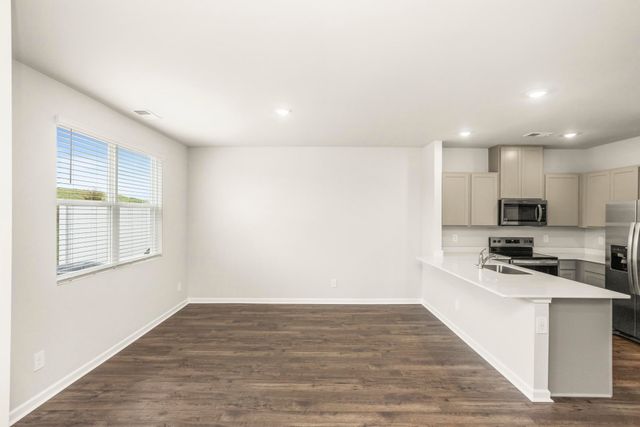 2087 Widgeon Pt, Lebanon, TN 37090