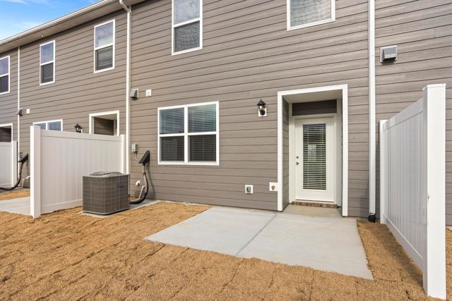 2087 Widgeon Pt, Lebanon, TN 37090