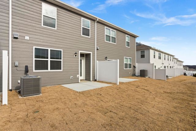 2087 Widgeon Pt, Lebanon, TN 37090