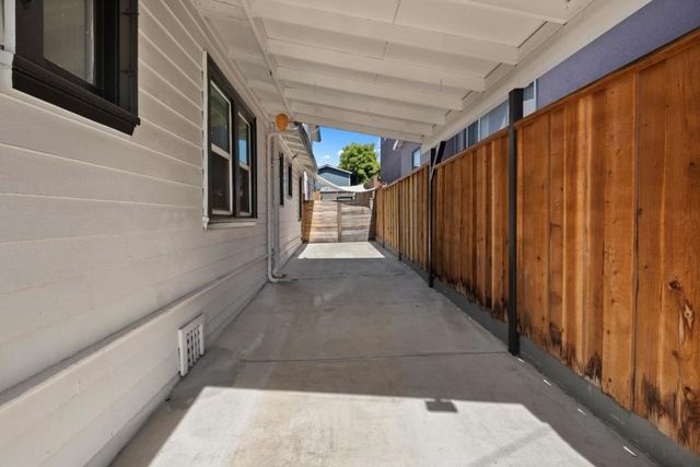 3156 Texas Street, Oakland, CA 94602