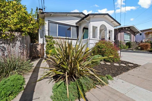 3156 Texas Street, Oakland, CA 94602