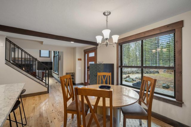 57548 Lark Lane 14, Sunriver, OR 97707