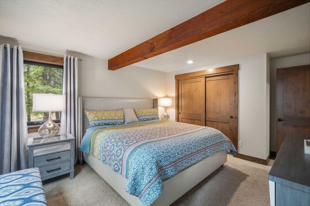 57548 Lark Lane 14, Sunriver, OR 97707