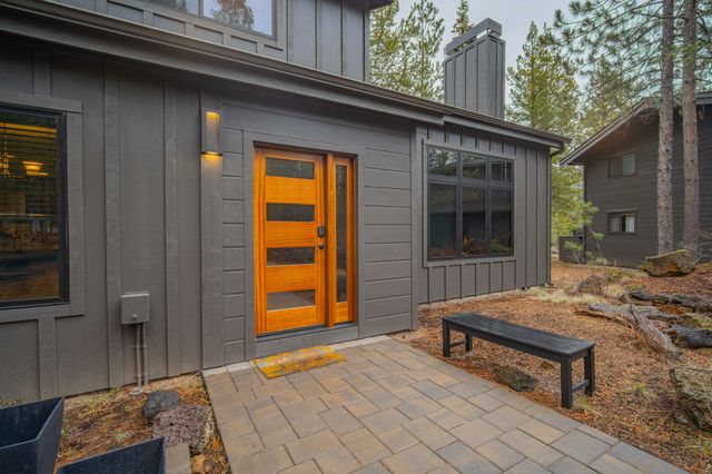 57548 Lark Lane 14, Sunriver, OR 97707