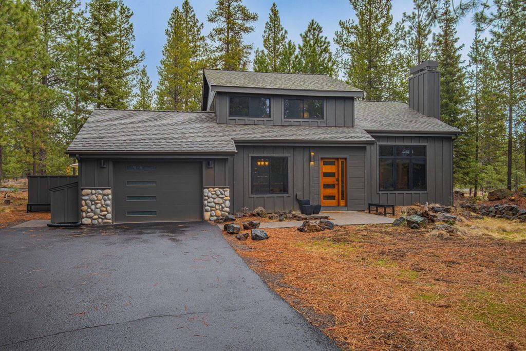 57548 Lark Lane 14, Sunriver, OR 97707