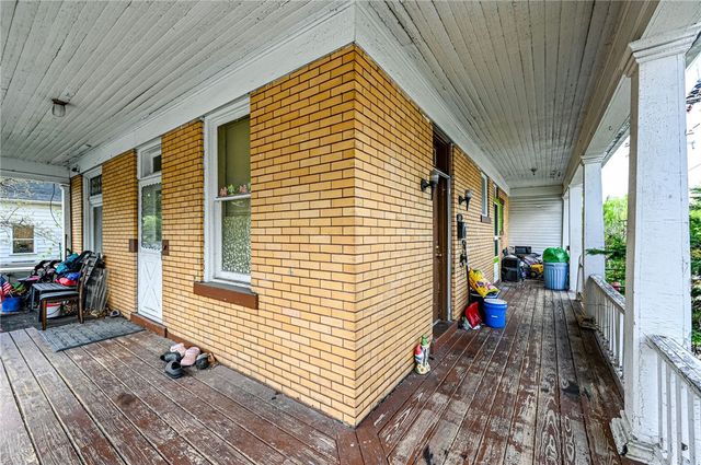 310 Harrison Ave, Jeannette, PA 15644