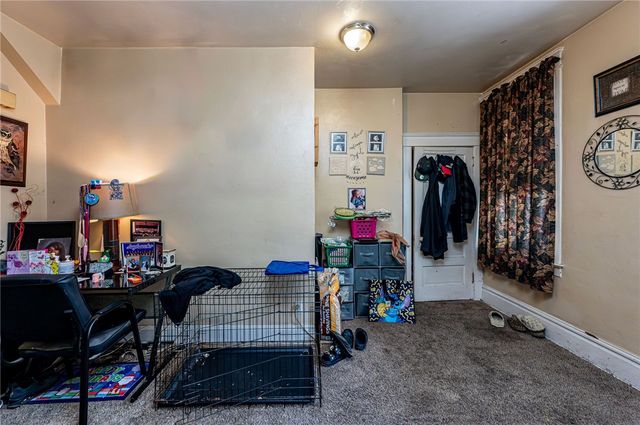 310 Harrison Ave, Jeannette, PA 15644